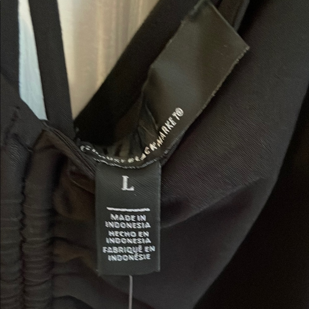 White House Black Market Black Backless Ruched Top - Picture 3 of 4